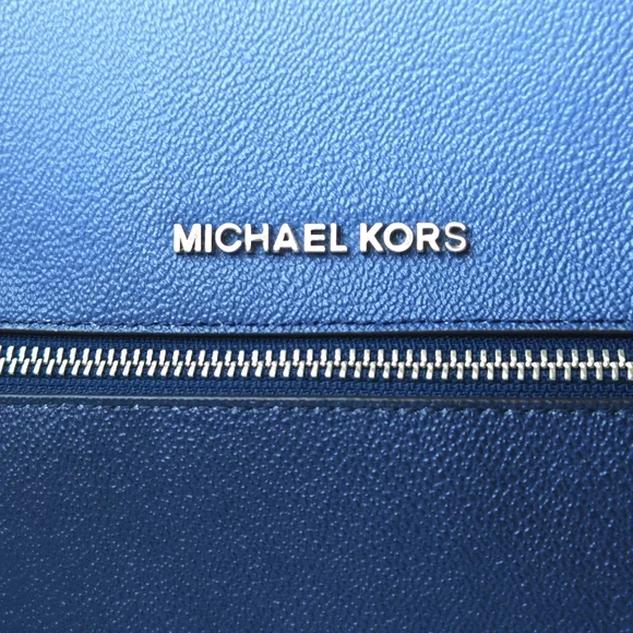 Retired MICHAEL KORS Rhea Medium Ombré Logo Backpack Navy Chambray Colorblock - Picture 5 of 14